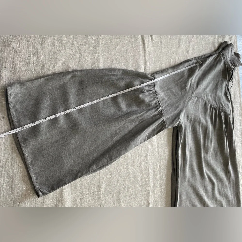 Side Stitch Gray Boho Sleeve Blouse Size M - Picture 12 of 14